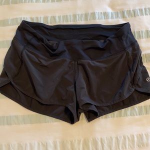 Lululemon BLACK speed-up running shorts